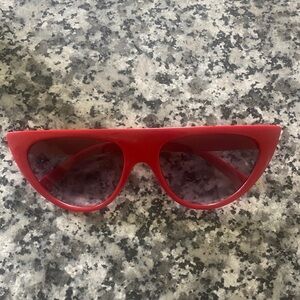 GAP retro style cat eye sunglasses
